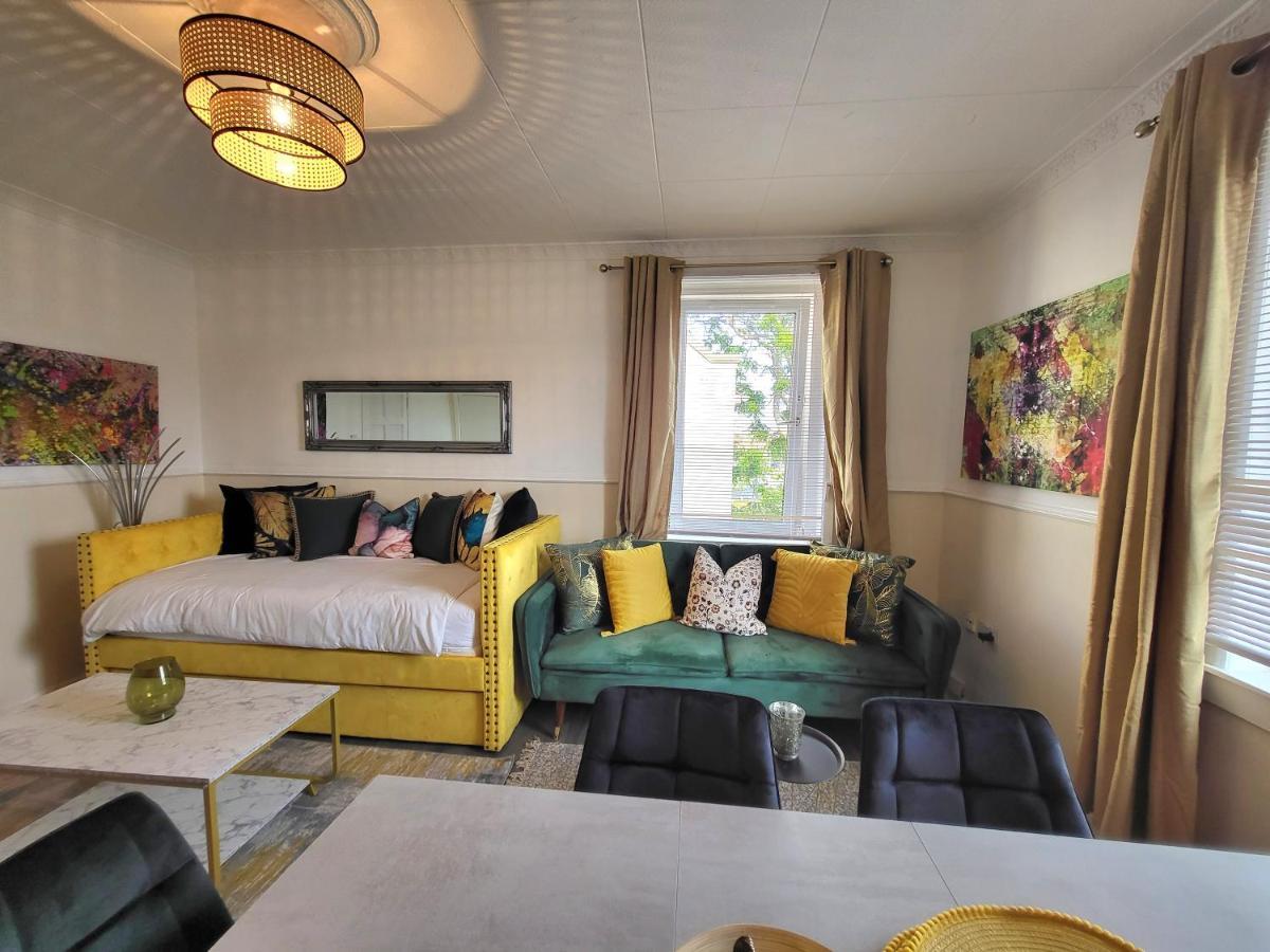 4 Bedrooms Apartment By Sensational Stay Short Lets & Serviced Accommodation EDI Kültér fotó