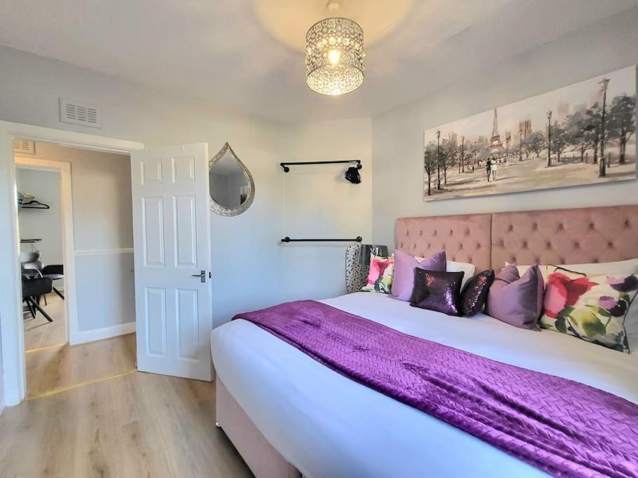 4 Bedrooms Apartment By Sensational Stay Short Lets & Serviced Accommodation EDI Kültér fotó